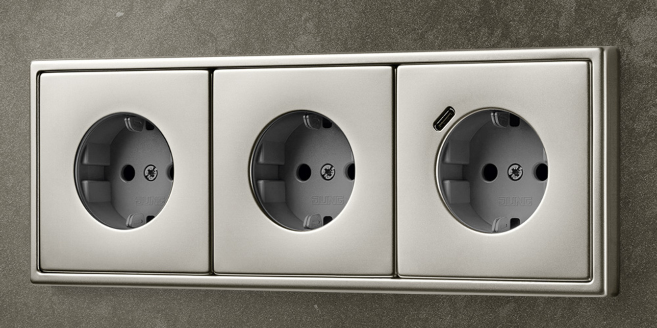 SCHUKO® Steckdosen mit USB bei eltec24 GmbH in Hannover