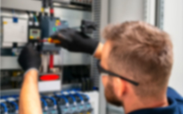Nieder­spannungs­anlagen bei eltec24 GmbH in Hannover