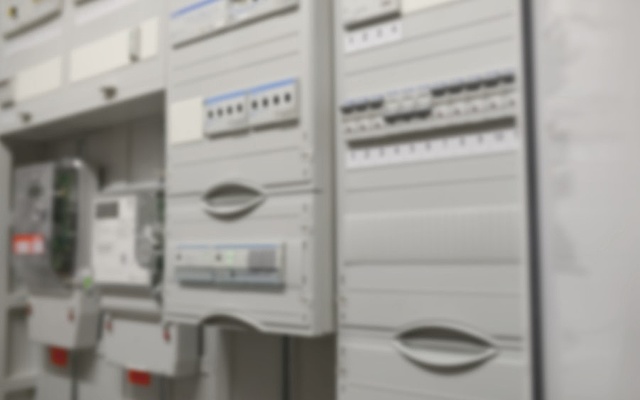 Schalt­schrank­bau bei eltec24 GmbH in Hannover